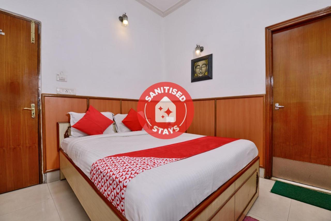 Oyo 3436 Shree Utsav Palace Guest House 加尔各答 外观 照片